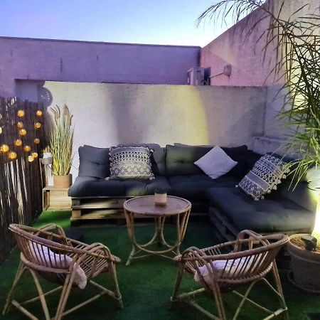 Appartcosy Emplacement Ideal Avec Terrasse & Parking Prive Nimes Exterior foto