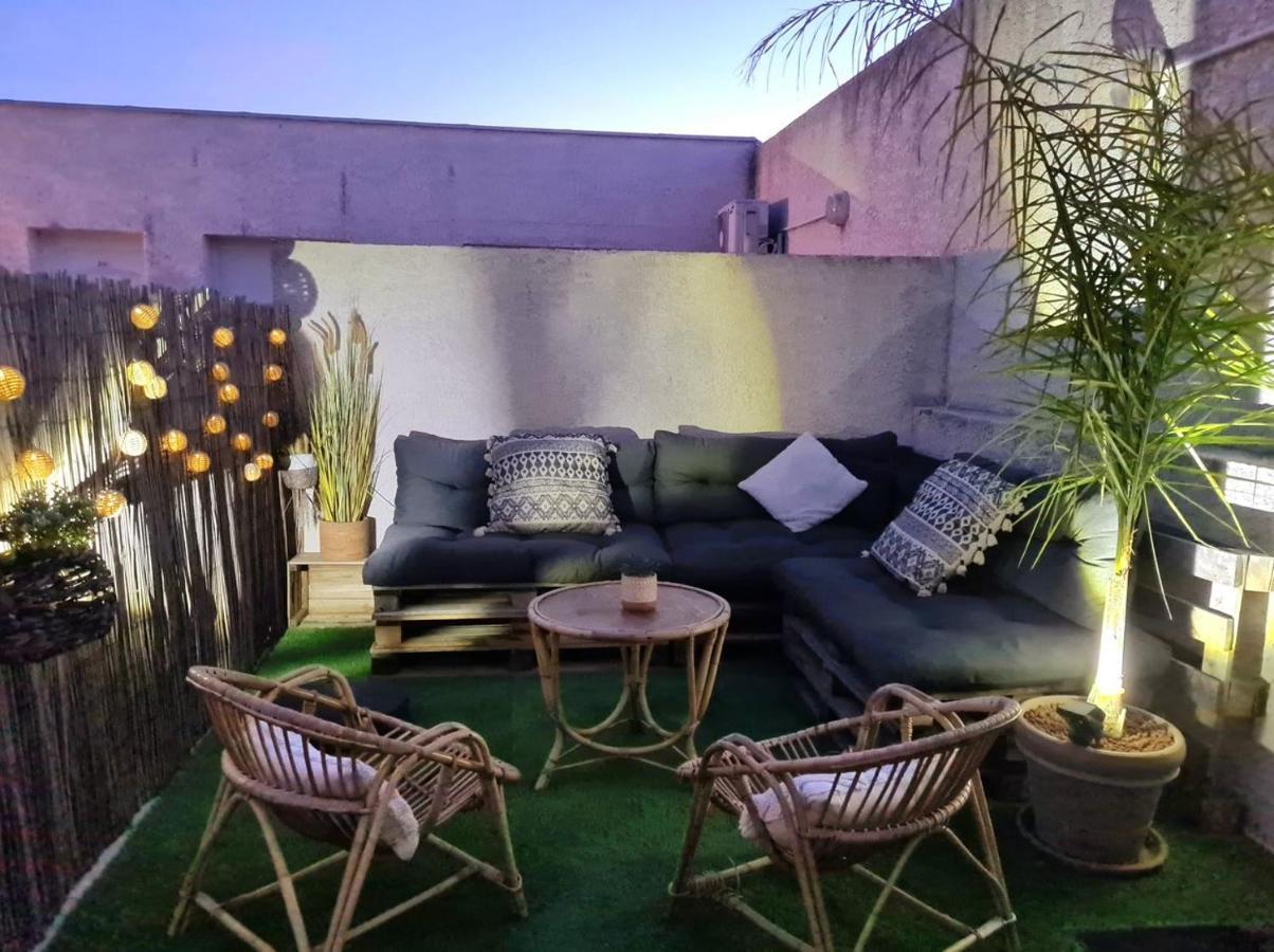 Appartcosy Emplacement Ideal Avec Terrasse & Parking Prive Nimes Exterior foto